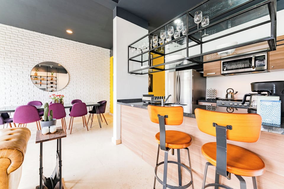 Apartment, 3 Bedrooms, Balcony, City View | Private kitchen