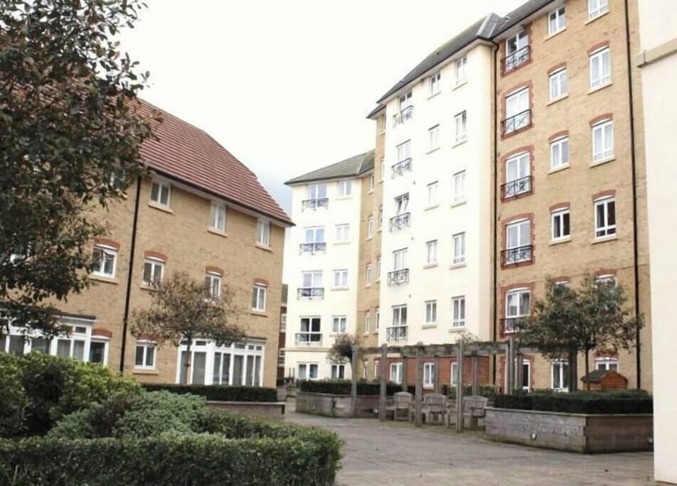 Pleasant development just a short walk from the historic town centre.