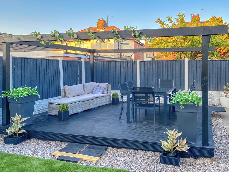 Sitting-out-area | Wharfdale Lodge, Thornton-Cleveleys, near Blackpool