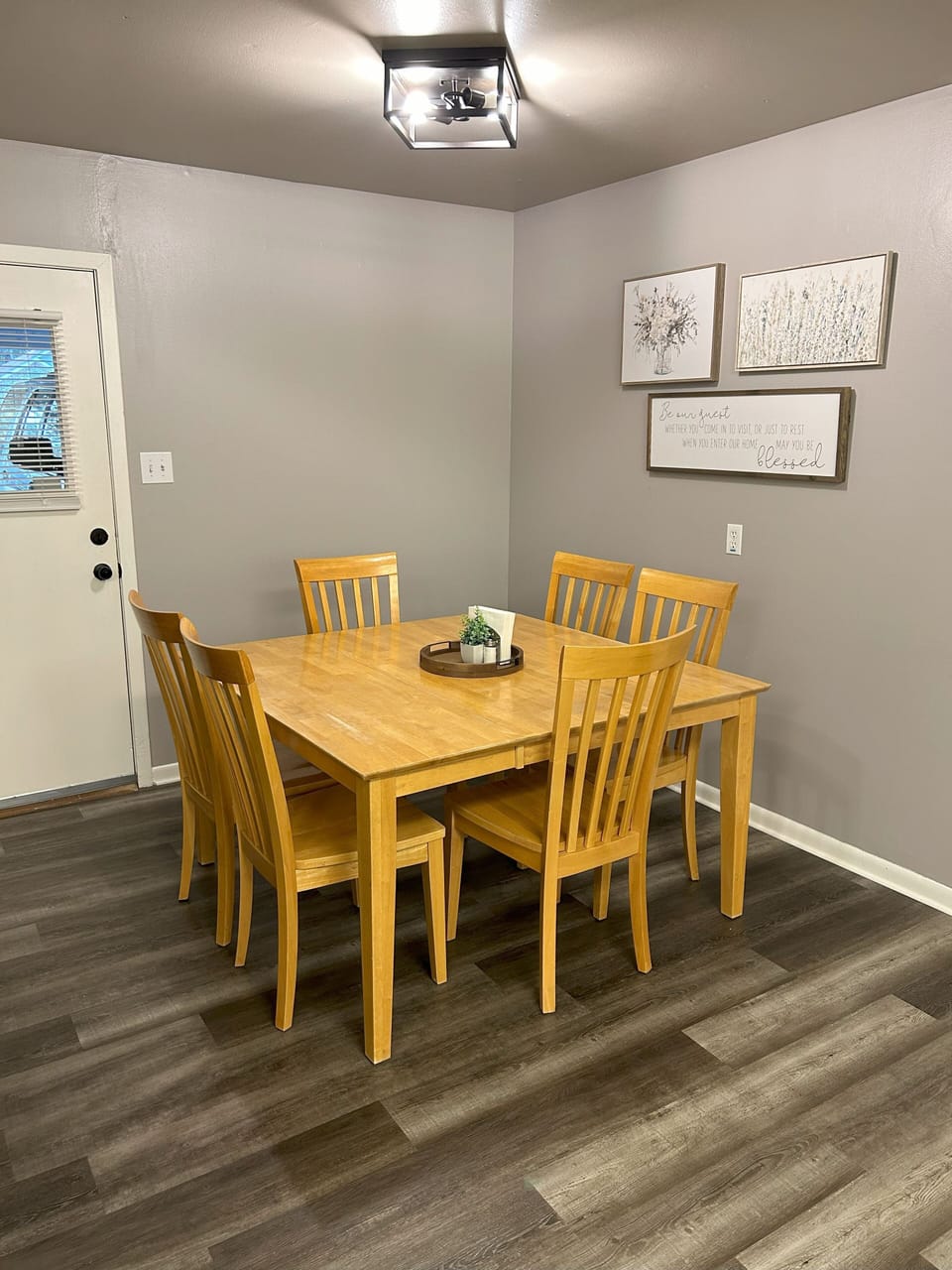 Dining Rm (view 2)