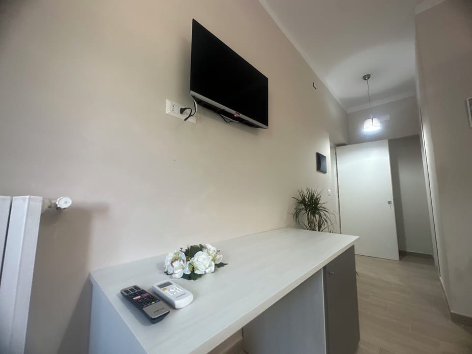 Comfort Double or Twin Room | Desk, free WiFi