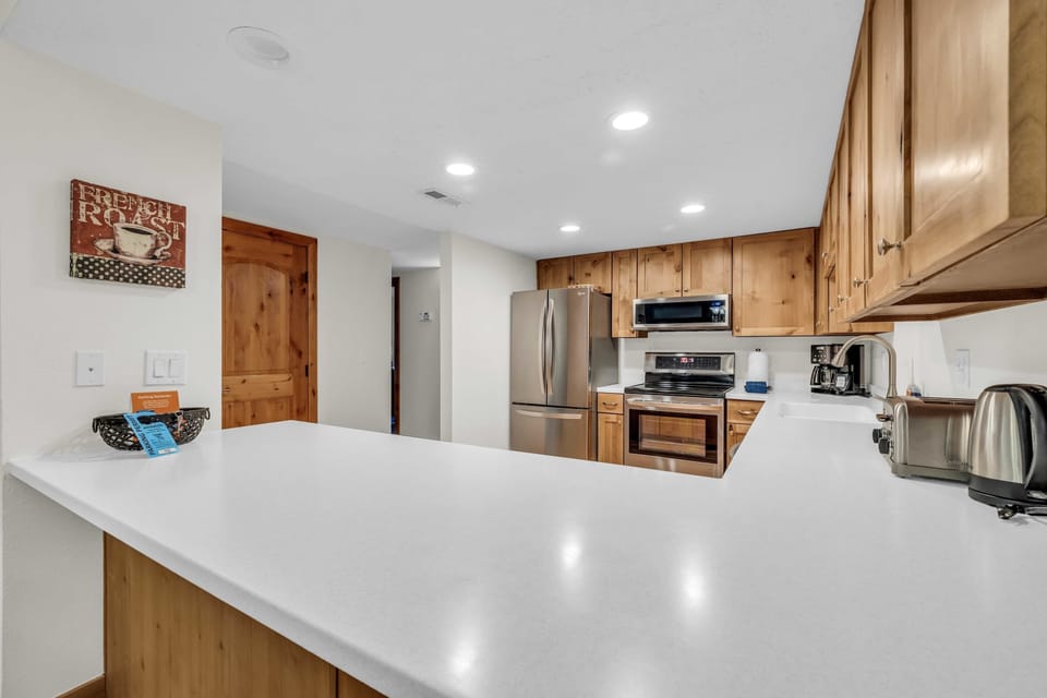 Kitchen: Well-equipped kitchen, updated appliances, drip coffee maker, Crockpot, blender, waffle maker, ample counter and cabinet space 
