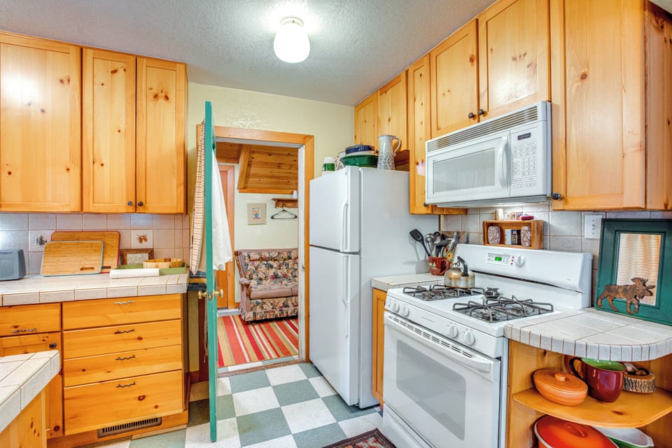 Kitchen | Cooking Basics | Drip Coffee Maker | 1st Floor