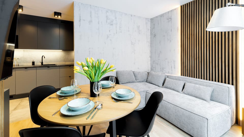 Apartment (8) | Living area | Flat-screen TV