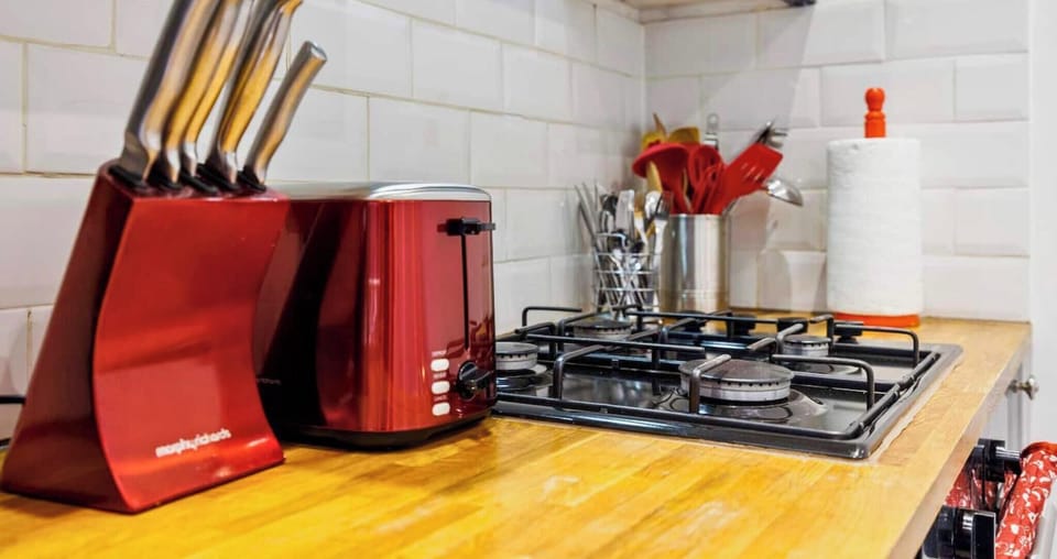 KITCHEN ESSENTIALS