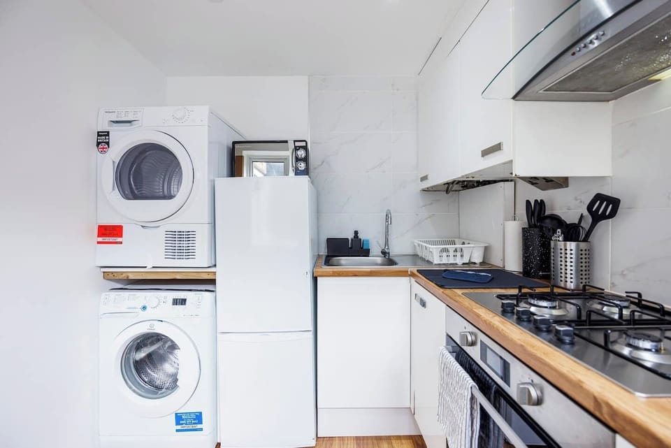 Washer & Dryer