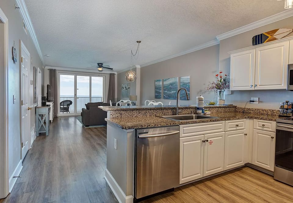 Condo, Multiple Beds (Ocean Villa 1803) | Private kitchen | Oven, toaster