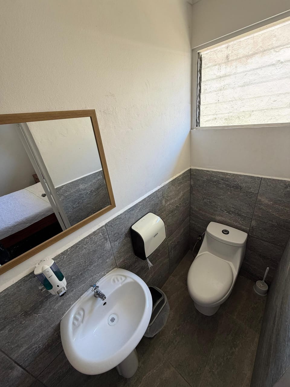 Deluxe Double Room | Bathroom | Shower, hair dryer, towels, soap
