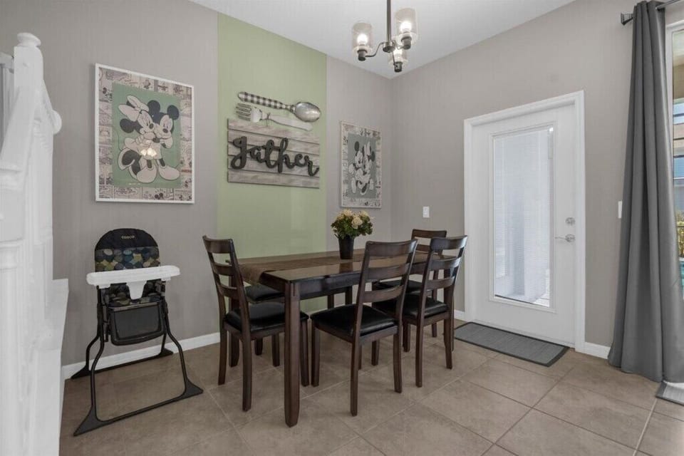 7112 Oakmoss Loop (4).jpg
