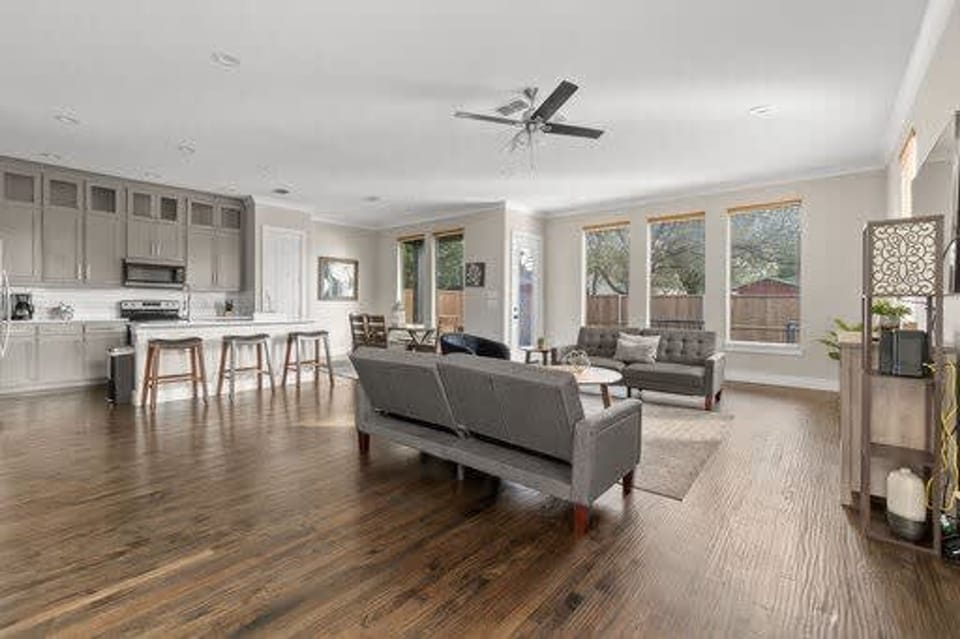 House | 5 bedrooms, Internet