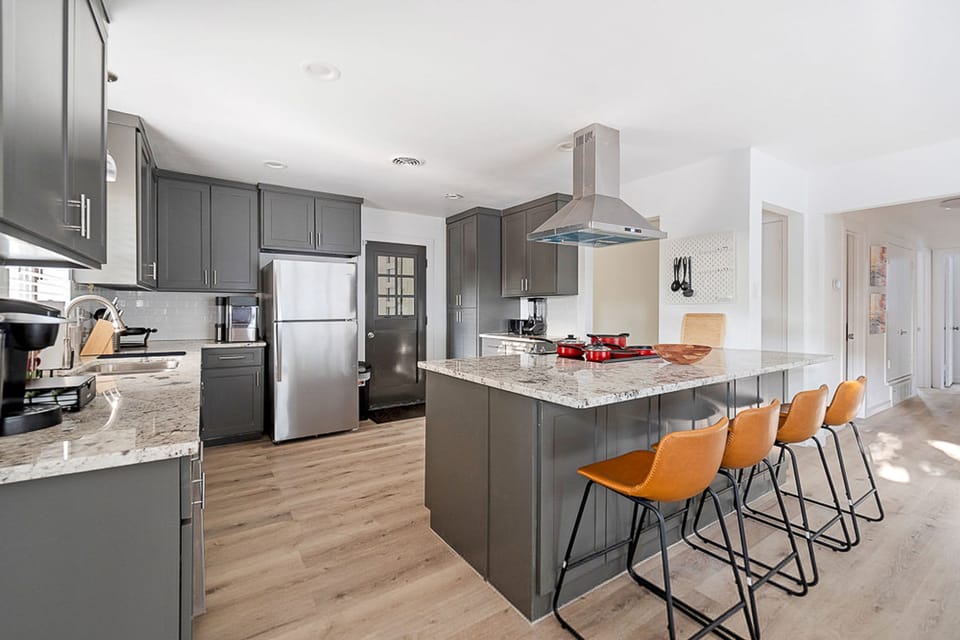 House | 3 bedrooms, high-speed internet