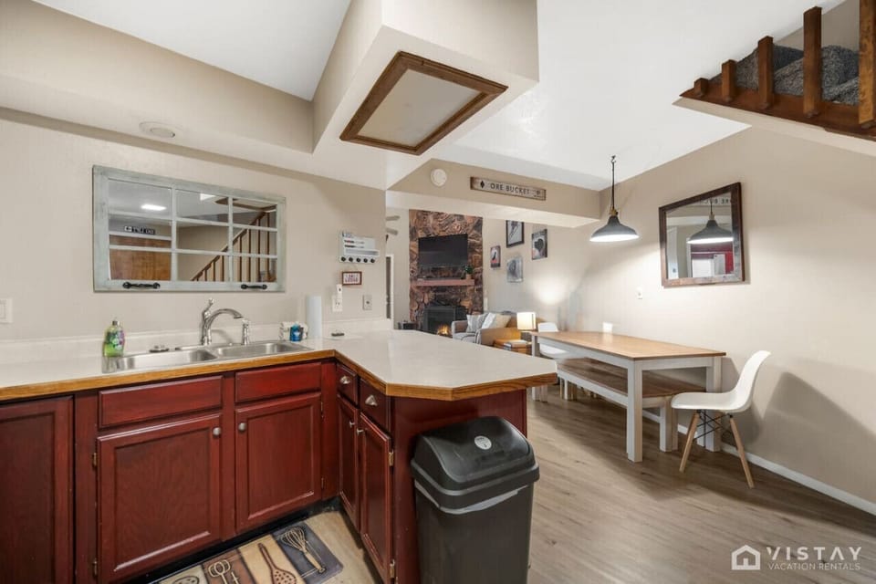 Please maintain the cleanliness of our kitchen :)