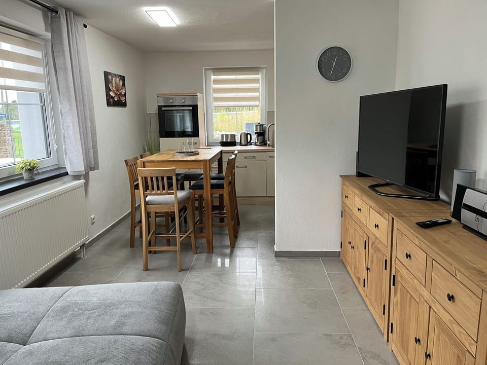 Basic House, 3 Bedrooms, Non Smoking, Garden View | Private kitchen | Full-size fridge, microwave, oven, dishwasher