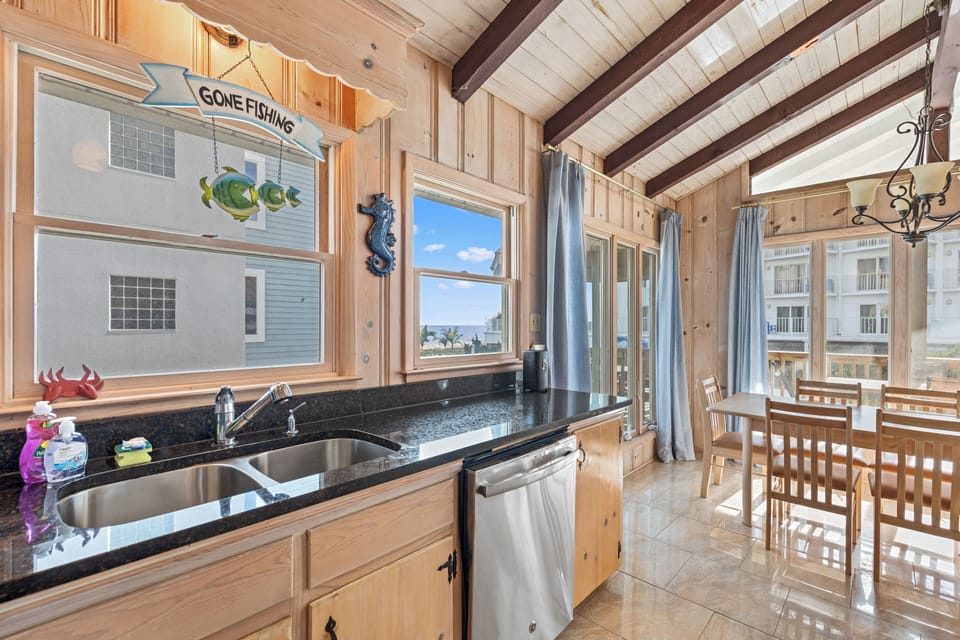 Dining Room and Kitchen side
