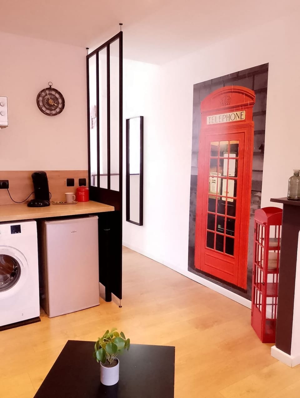 MACHINE A LAVER 
ETENDOIR A LINGE