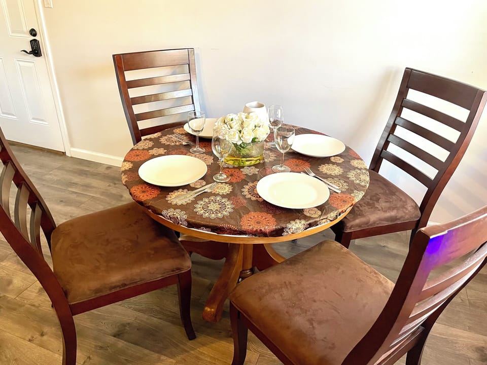 Dining room table