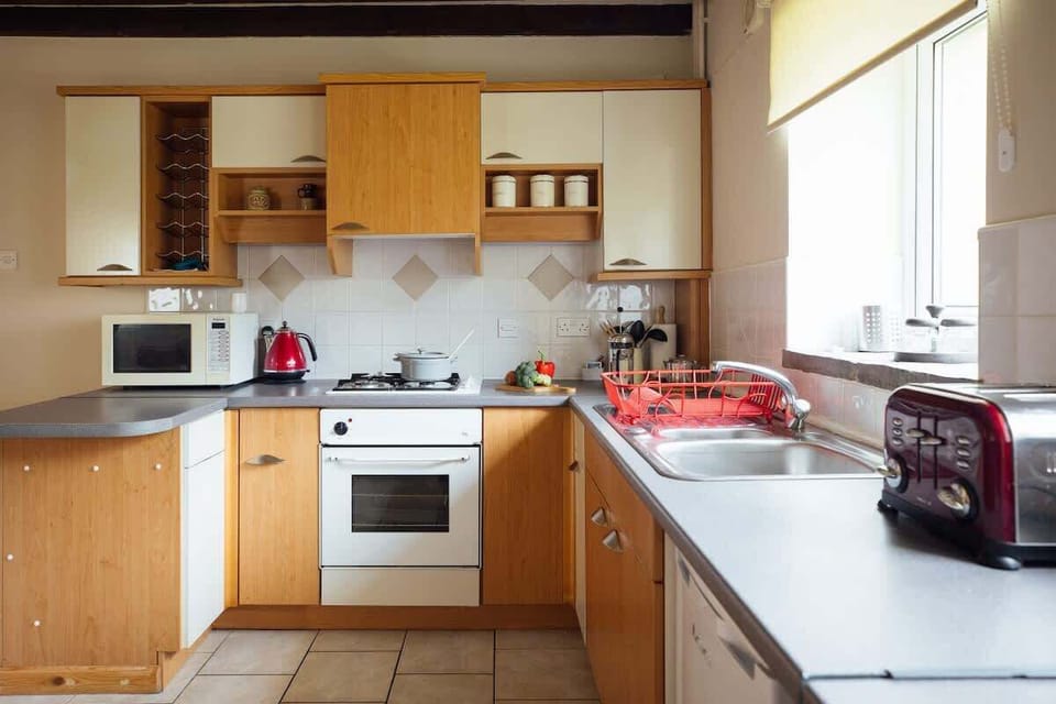 Scolton Country Cottages July 24-014