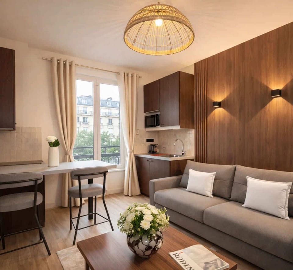 Perfect living room for families and friends, with TV and free Wi-Fi
