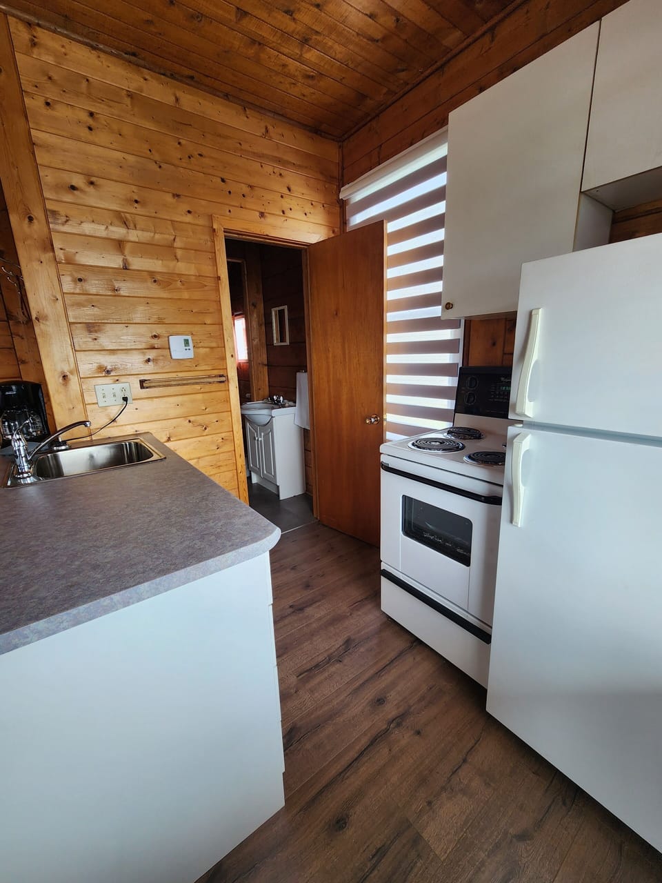 Chalet, 1 Bedroom with Queen Size Beds | Rollaway beds, free WiFi, bed sheets