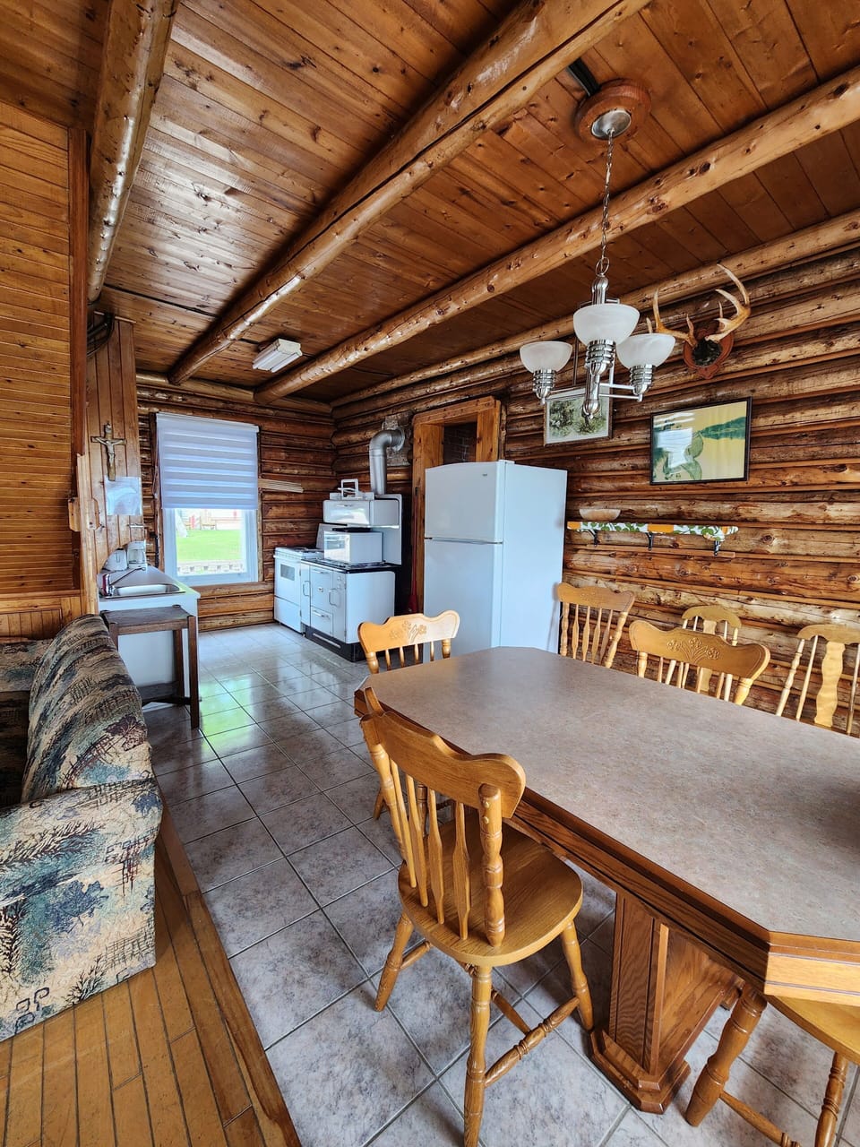 Chalet, 3 Bedrooms | Rollaway beds, free WiFi, bed sheets