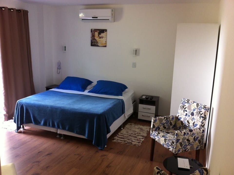 Comfort Triple Room, 1 Bedroom | Minibar, in-room safe, soundproofing, free WiFi