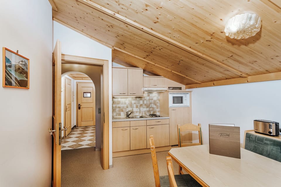 Grand Apartment | Private kitchen | Mini-fridge, coffee/tea maker
