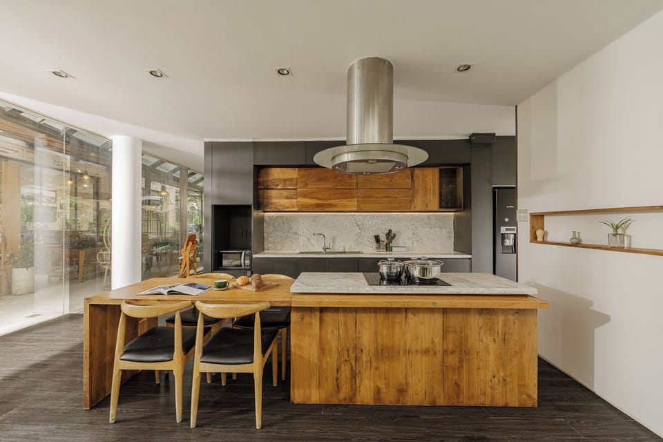 Villa, 4 Bedrooms, Park View | Private kitchen | Mini-fridge, paper towels