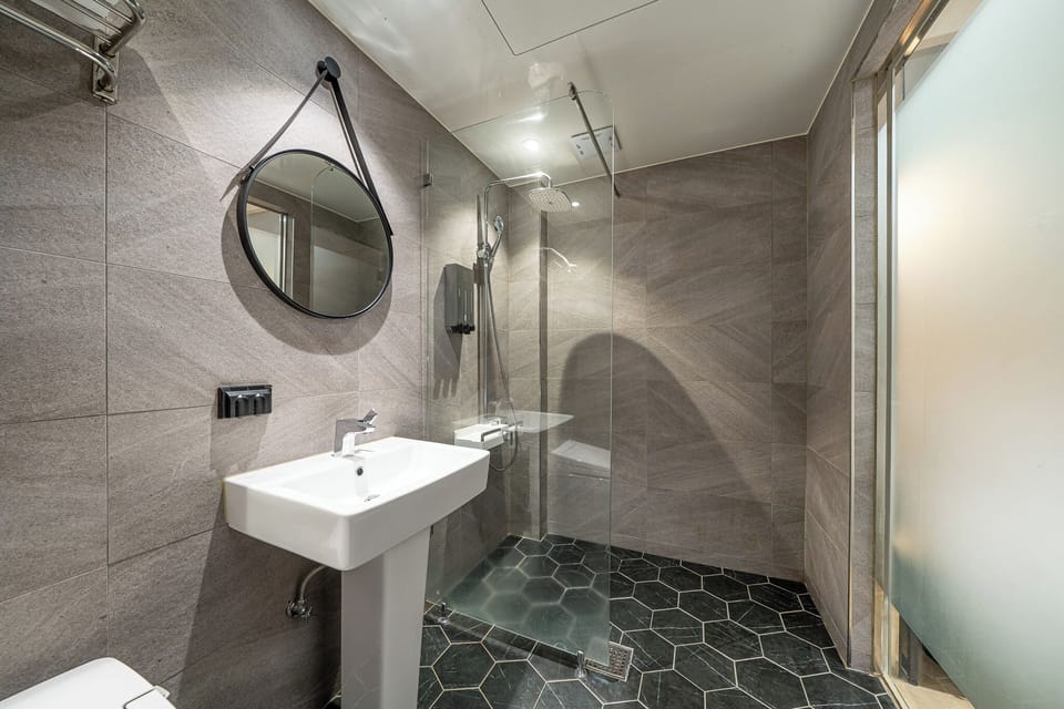 Luxury Double Room | Bathroom