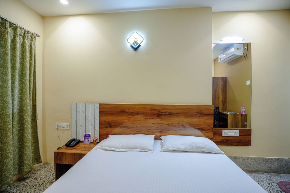 Deluxe Double Room | Desk, WiFi (free)