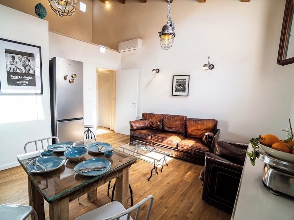 Apartment, City View | Dining room