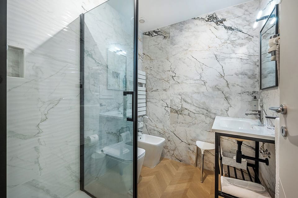 Panoramic Double or Twin Room, Balcony | Bathroom | Shower, free toiletries, hair dryer, slippers
