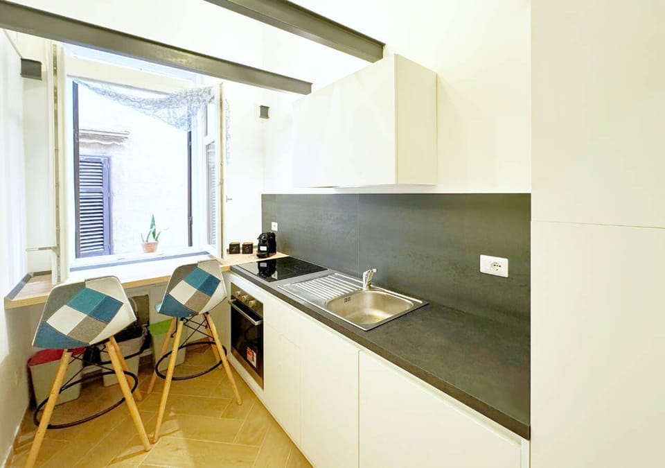 Apartment, Balcony, City View | Private kitchen