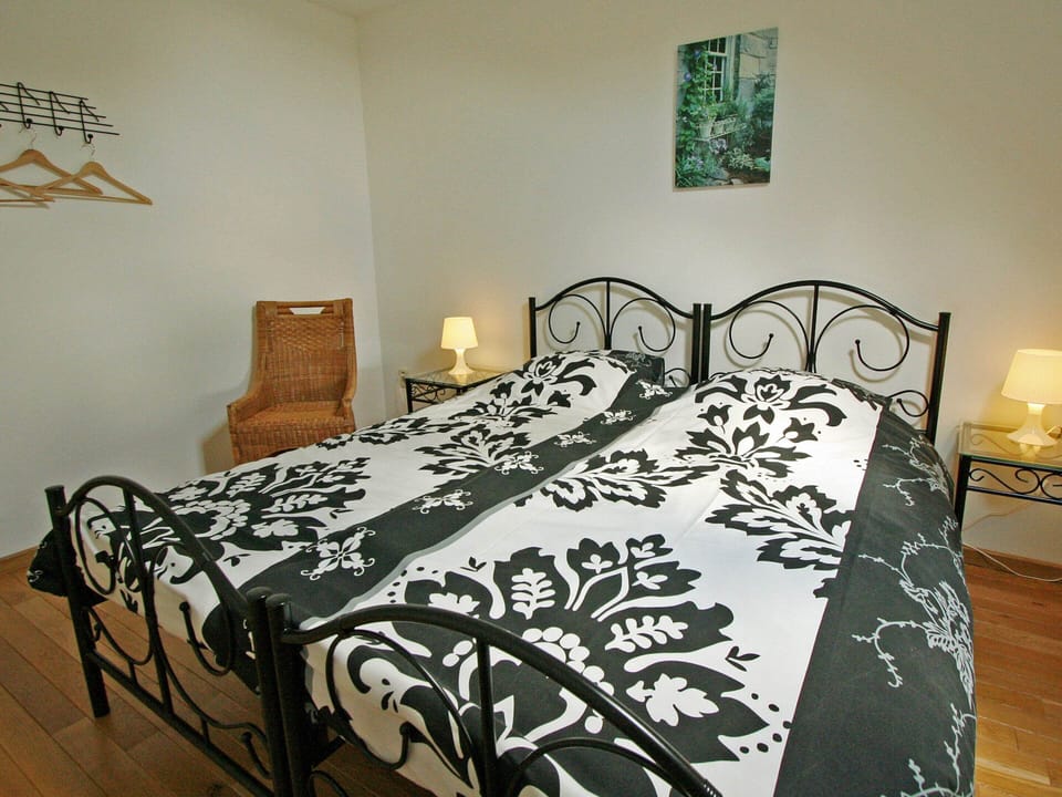 Classic House, 3 Bedrooms | 6 bedrooms, individually furnished, bed sheets