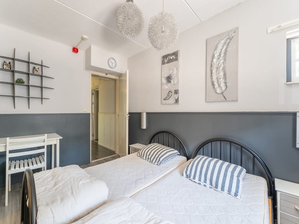 11 bedrooms, individually furnished, bed sheets