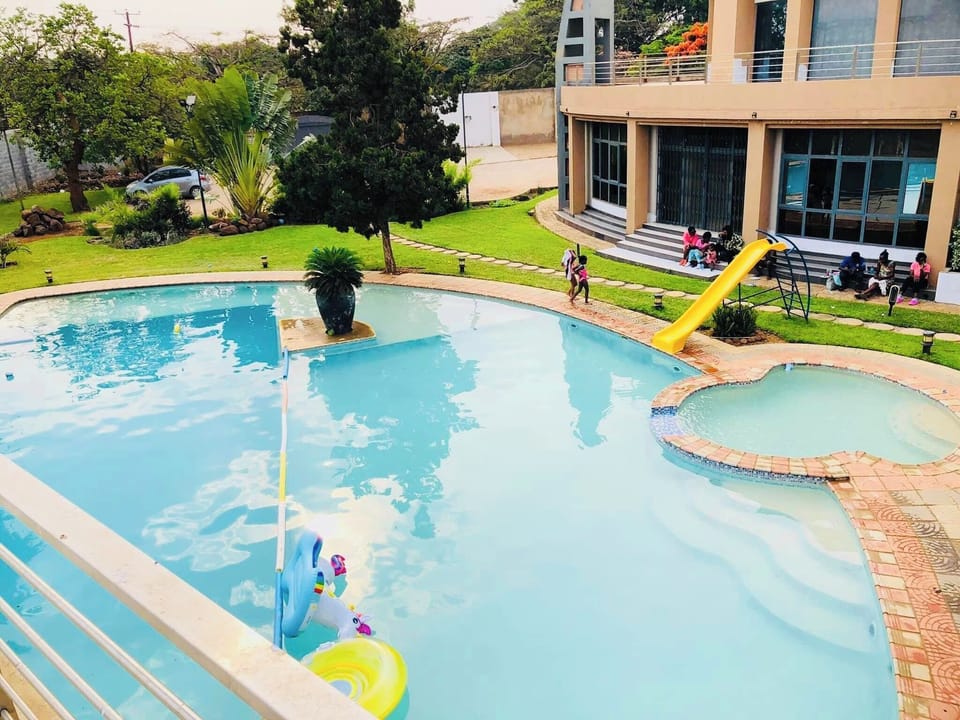 3 outdoor pools