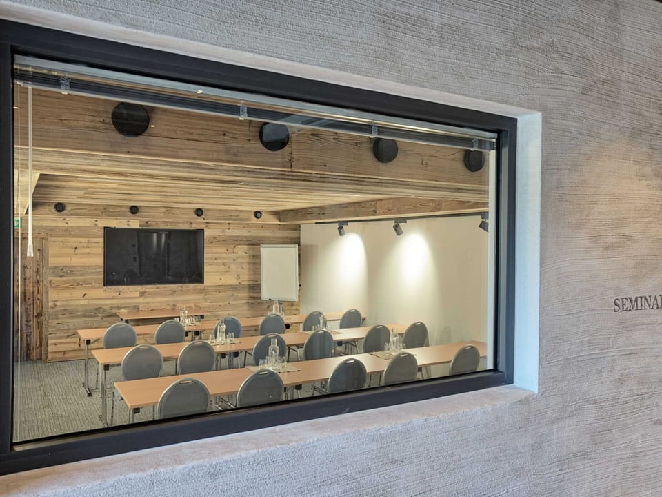 Meeting facility