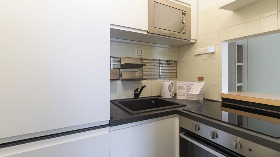 Apartment (1 Bedroom) | Interior