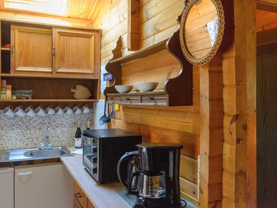 Fridge, coffee/tea maker, electric kettle, toaster