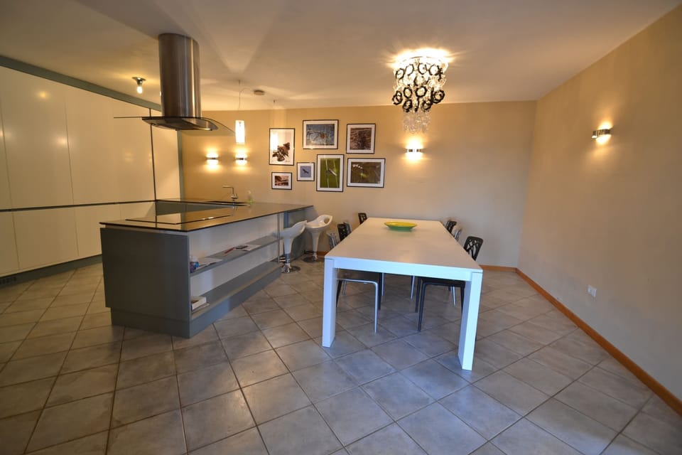 Classic House, 3 Bedrooms | Dining