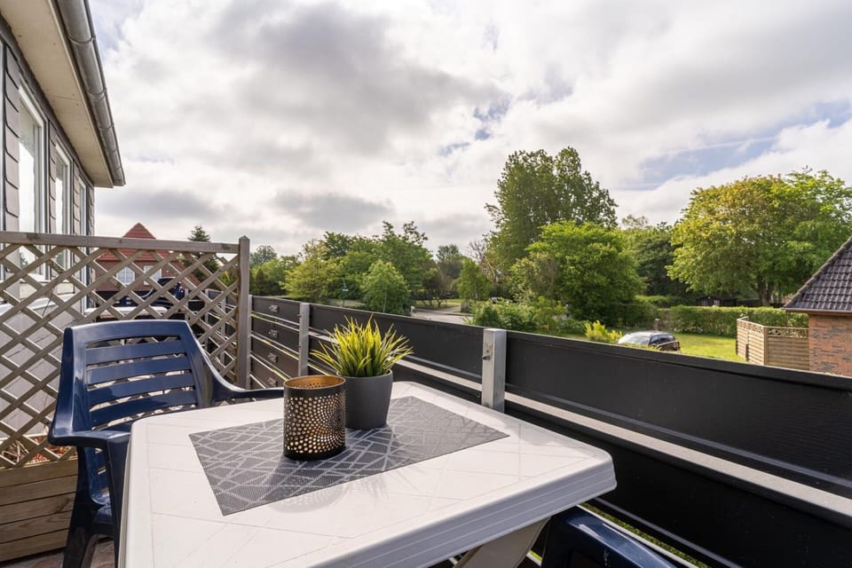 Classic Apartment, 2 Bedrooms | Balcony