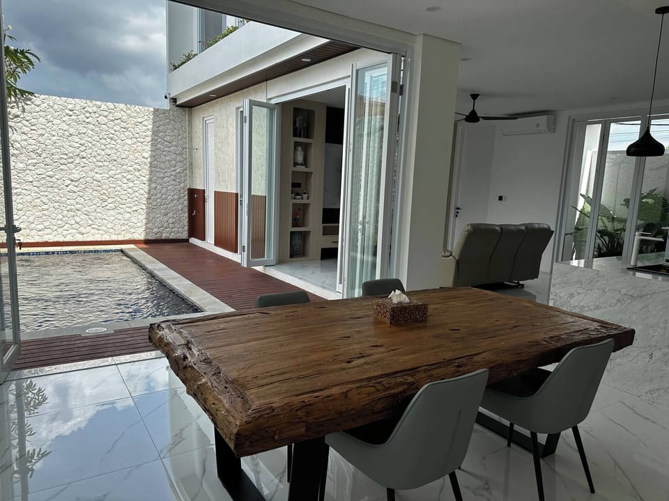 Villa, 2 Bedrooms, Smoking | Outdoor dining
