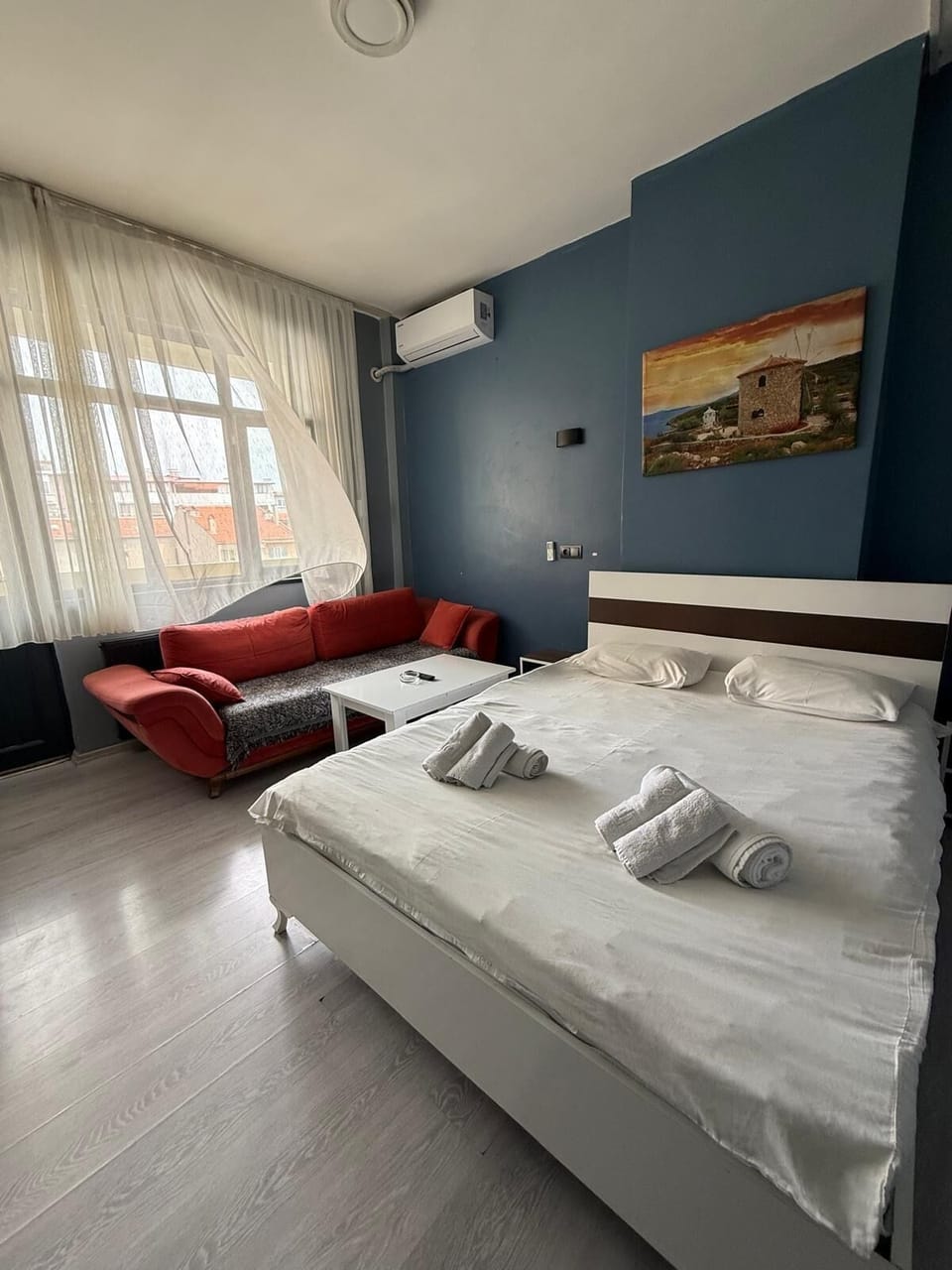 Economy Double Room | Individually furnished, desk, laptop workspace, iron/ironing board