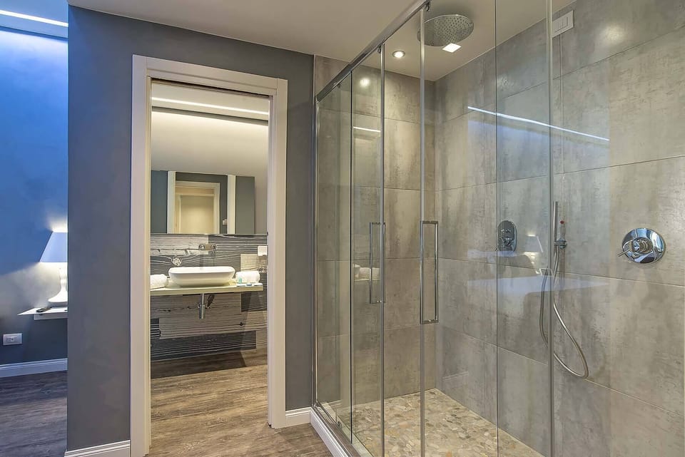 Suite, Jetted Tub | In-room safe, desk, free WiFi