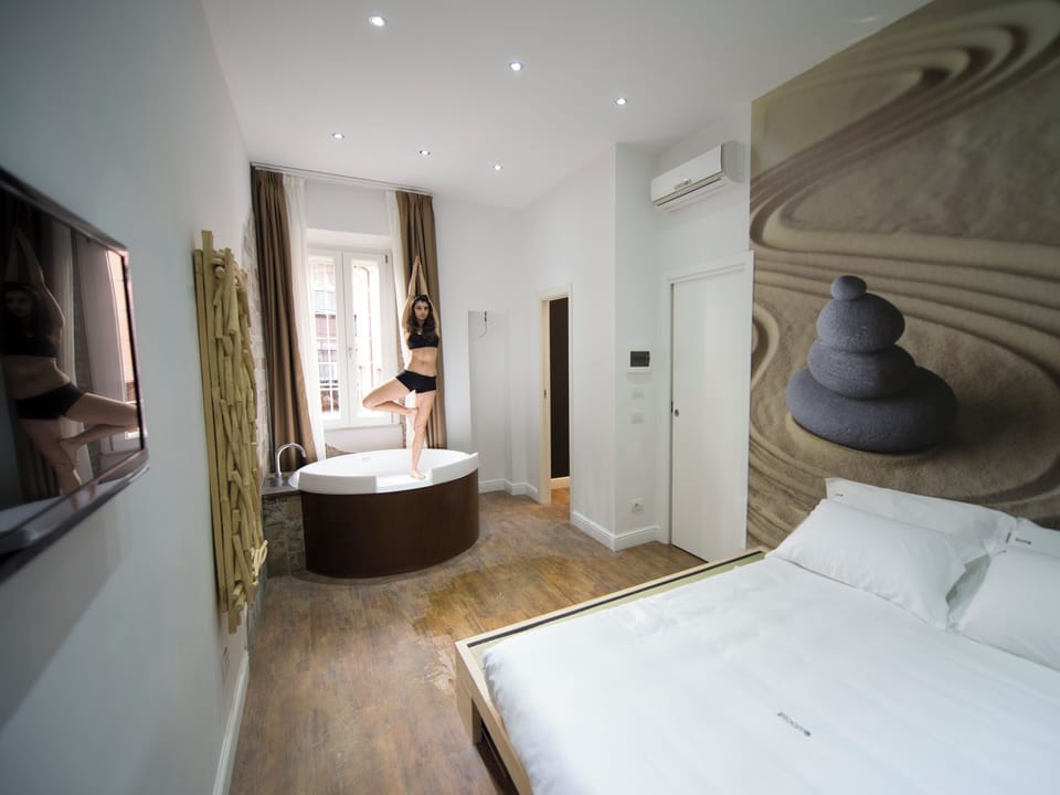Suite, Jetted Tub | In-room safe, desk, free WiFi