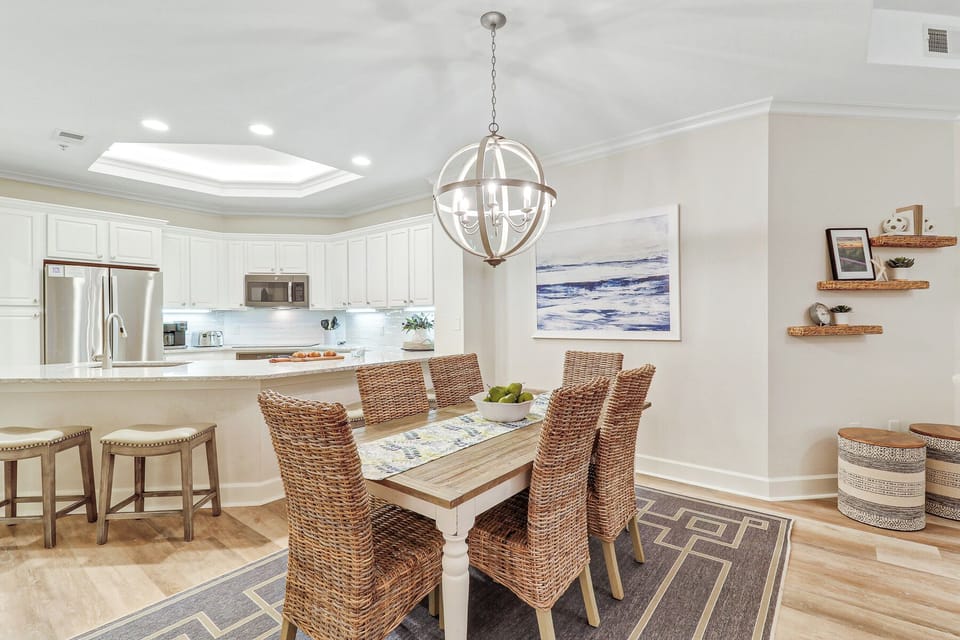 8110 Wendover Dunes | Dining Table - 8110 Wendover Dunes | Dining Table