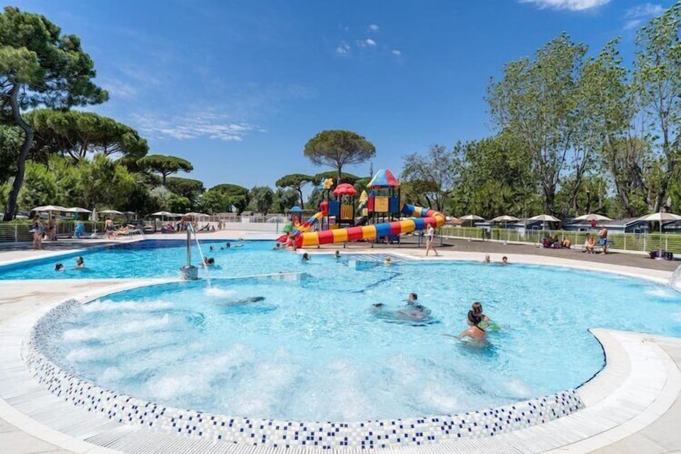 Holiday Home Swimming Pool