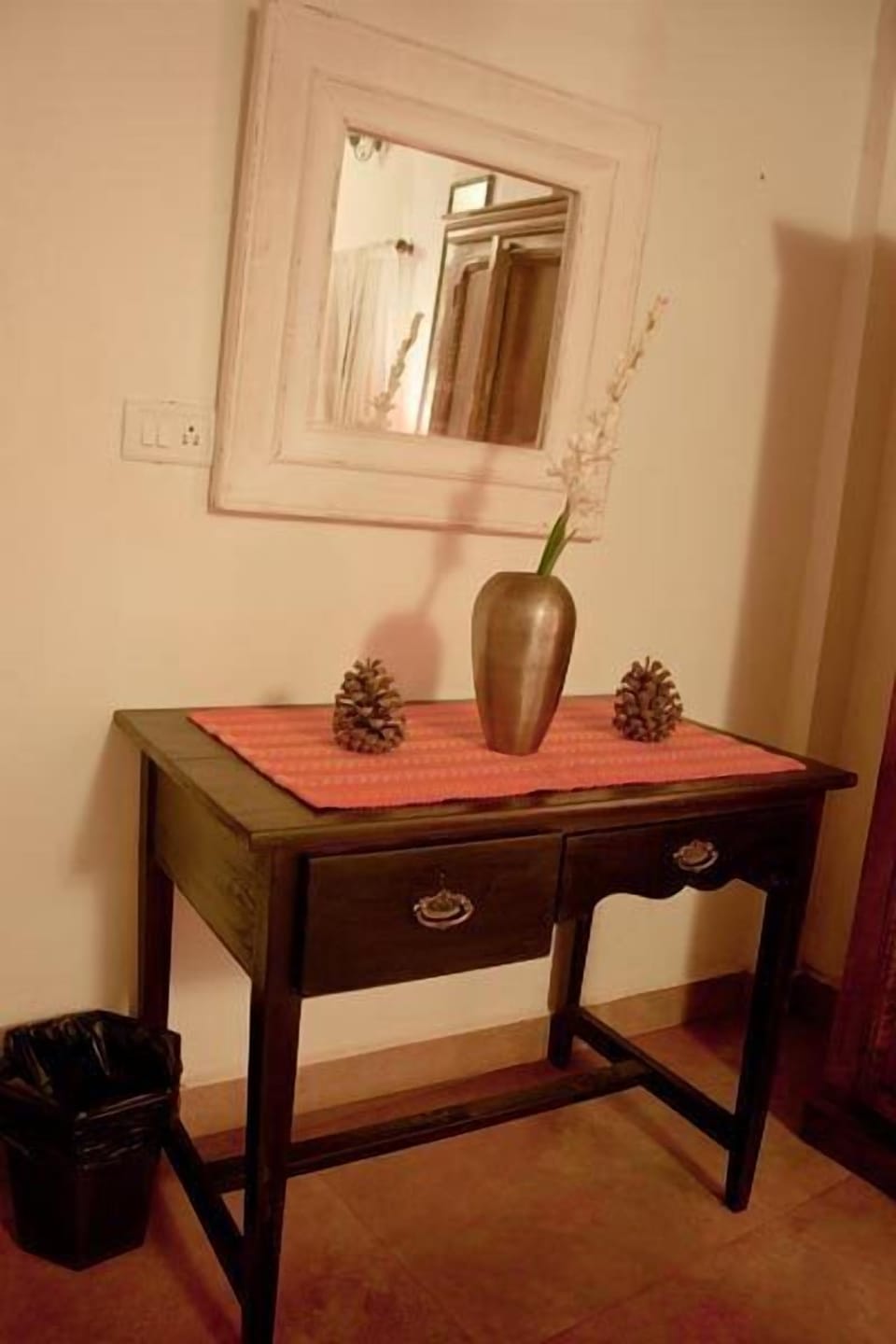 Traditional Room, 1 Queen Bed, Balcony, Garden Area | Room amenity