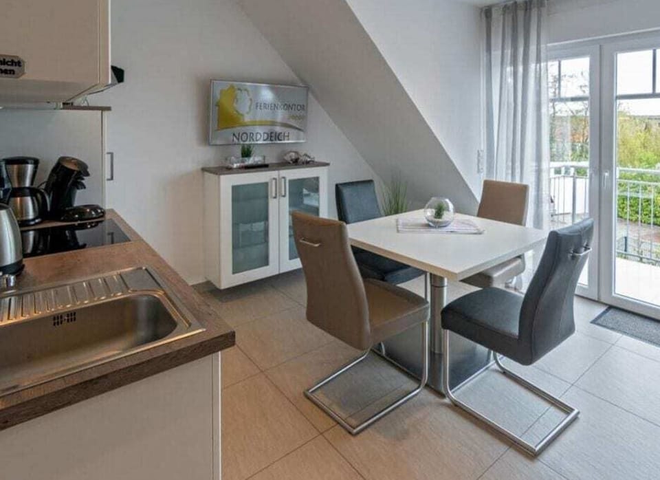House | Dining