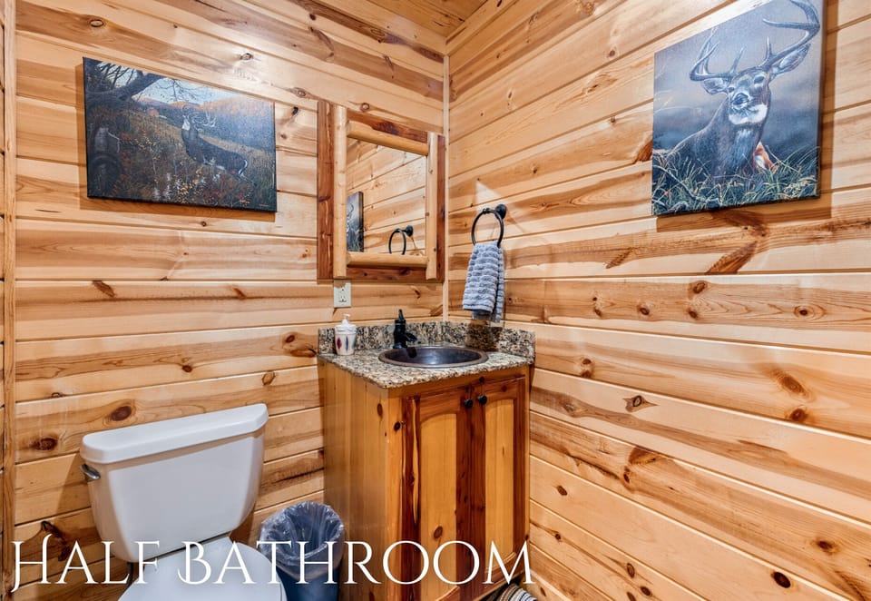 The half bath ensures there’s no waiting in line—every detail here is designed for convenience.