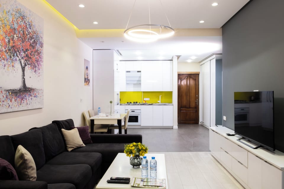 Deluxe Apartment, Balcony, City View | 1 bedroom, laptop workspace, soundproofing, iron/ironing board
